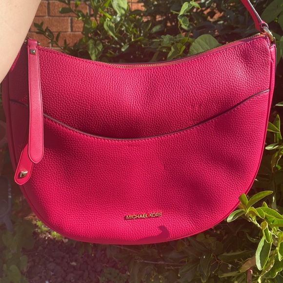 NWT MIchael Kors Dover Large Half Moon Shoulder Bag Hobo Electric Pink Leather - Picture 8 of 16